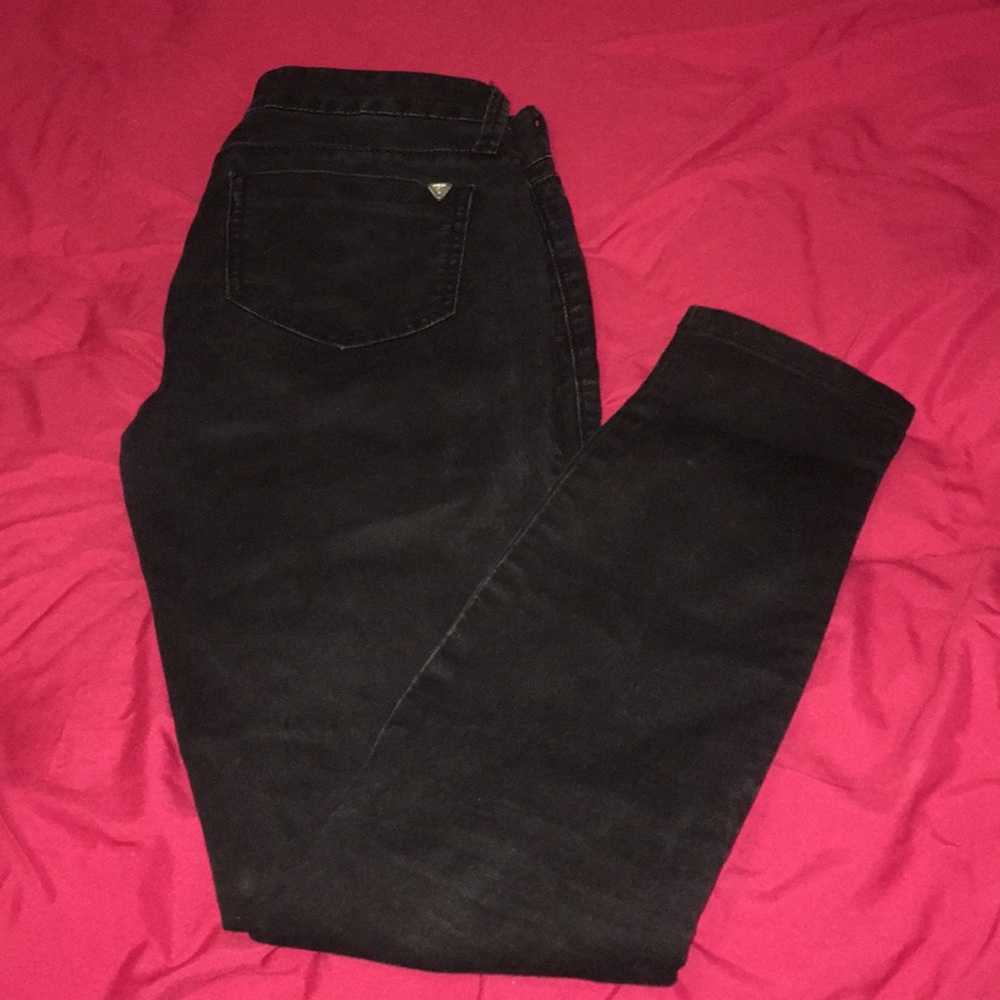 Women’s guess jeans low rise super skinny sz27